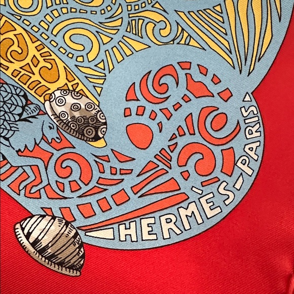 Authentic Hermès L’Atlantide %100 Silk Scarf Carré 90 Red Orange Made in France - Picture 4 of 15